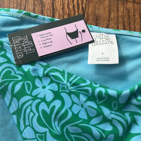 Wild Fable Blue and Green Bikini Bottom with Adjustable Side Ties Size Large NWT - Picture 2 of 3
